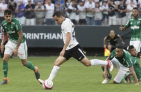 Rodriguinho soltou o p e abriu o placar na Arena Corinthians contra o Palmeiras