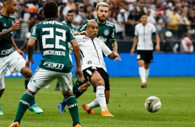 Emerson Sheik foi titular contra o Palmeiras, no primeiro jogo na Arena Corinthians
