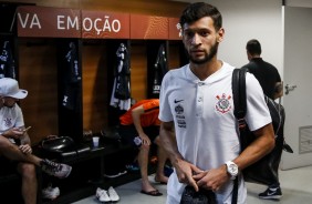 Juninho Capixaba antes do jogo contra o Bahia, no vestirio da Arena Fonte Nova