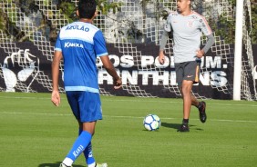 Lo Santos durante o jogo-treino contra o So Caetano, no CT