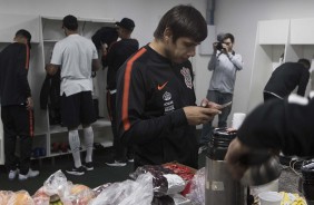 O paraguaio Romero no vestirio da Arena Cond antes do jogo contra a Chapecoense