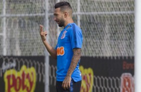 Clayson durante treino que prepara o time para enfrentar o Santos, pelo Paulisto 2019