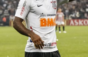 Vagner Love marcou o segundo gol contra o So Paulo, pela final do Campeonato Paulista 2019