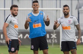 Andr Lus, Richard e Michel Macedo no treino do Corinthians no CT Joaquim Grava