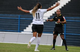 Gabi Nunes comemora seu gol contra o So Jos, pelo Paulisto Feminino