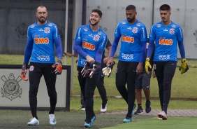 Goleiros do Corinthians no ltimo treino antes do jogo contra o Palmeiras