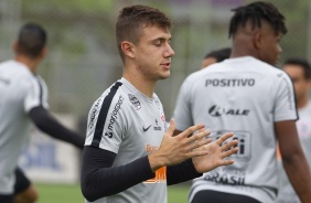 Lucas Piton no ltimo treino antes do jogo contra o Palmeiras
