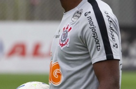Vagner Love no ltimo treino antes do jogo contra o Palmeiras