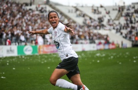 Victria emocionada com seu gol na final do Paulista Feminino, contra o So Paulo