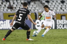 Gabriel na derrota para o Botafogo, pelo Brasileiro, no estdio Nilton Santos