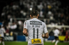 Jnior Urso durante duelo contra o Ava, pelo Campeonato Brasileiro, na Arena Corinthians