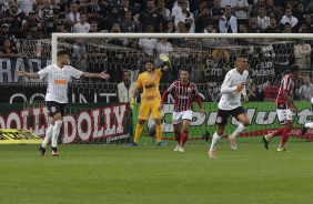 Goleiro Cssio na estreia do Paulisto 2020, contra o Botafogo-SP, na Arena Corinthians
