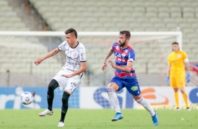 Victor Cantillo durante jogo entre Corinthians e Fortaleza, no Castelo, pelo Campeonato Brasileiro
