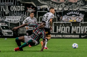 Gabriel Pereira e Fagner tambm entraram como titulares para o confronto com o Fluminense