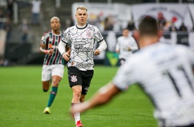 Rger Guedes durante partida entre Corinthians e Fluminense