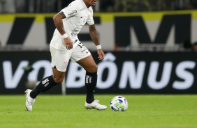 Paulinho em ao durante Corinthians e Atltico-MG, pela Copa do Brasil