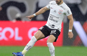 Giuliano no jogo entre Corinthians e Santos