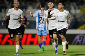 Higor marcou um dos gols do Corinthians