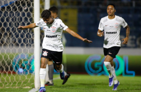 Pedrinho comemora gol marcado na Copinha