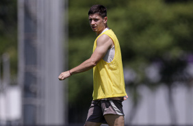 Rodrigo Garro durante treino do Corinthians no CT Joaquim Grava