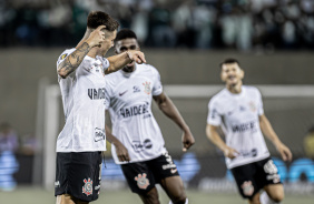 Rodrigo Garro comemorando gol de empate contra o Palmeiras