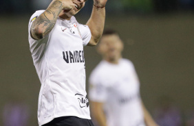 Rodrigo Garro balanando a cabea durante celebrao de gol