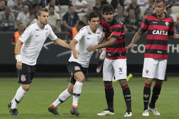 Corinthians passou pelo Vitria e chegou s quartas da Copa do Brasil