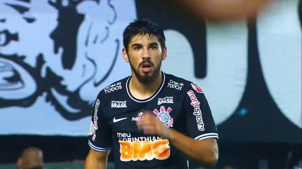 Mndez foi o jogador mais exigido do Corinthians na primeira etapa