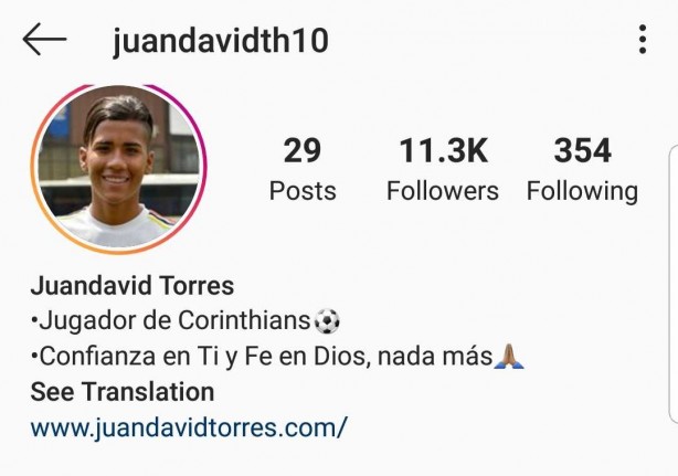 Torres j  "jogador do Corinthians" em sua descrio na rede social