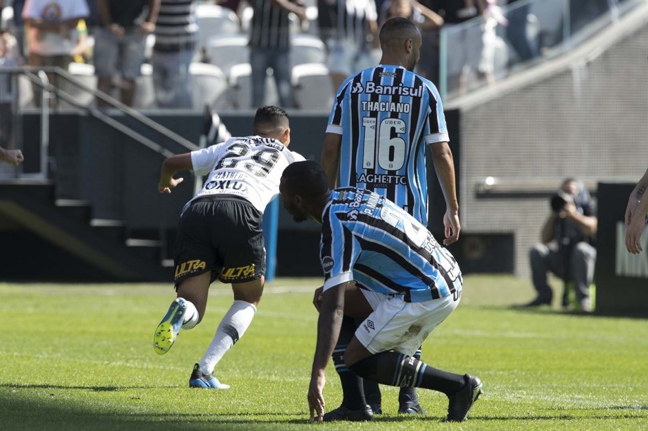Matheus Matias entrou no segundo tempo e marcou o gol de empate do Corinthians, diante o Grmio