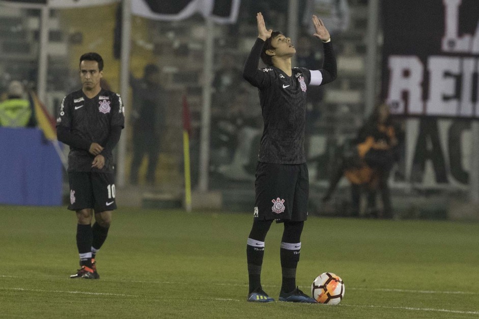 O paraguaio ngel Romero no jogo contra o Colo-Colo, no Chile, pela Libertadores 2018