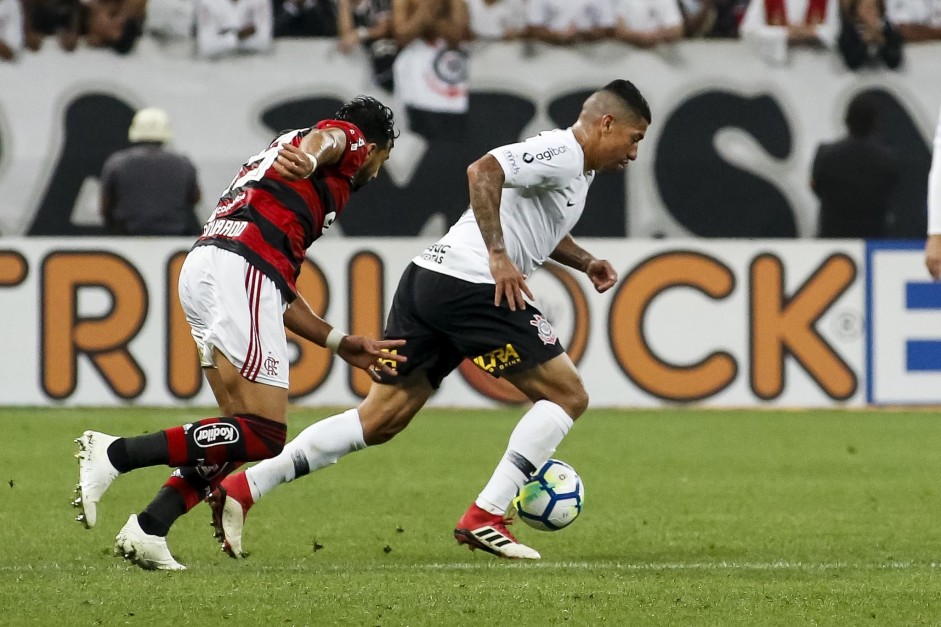 Ralf em partida contra o Flamengo, pela Copa do Brasil