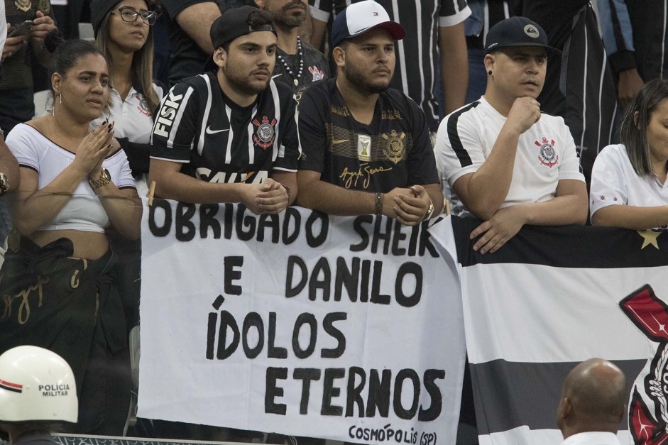 Jogo contra a Chapecoense marcou a despedida de Sheik e Danilo da Arena Corinthians