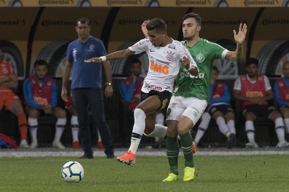 Jovem Pedrinho foi titular contra a Chapecoense, na Arena Corinthians, pela Copa do Brasil