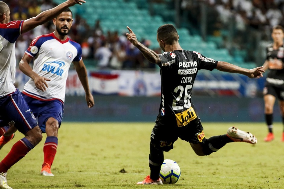 Clayson marcou o segundo gol do Corinthians contra o Bahia, pelo Brasileiro 2019