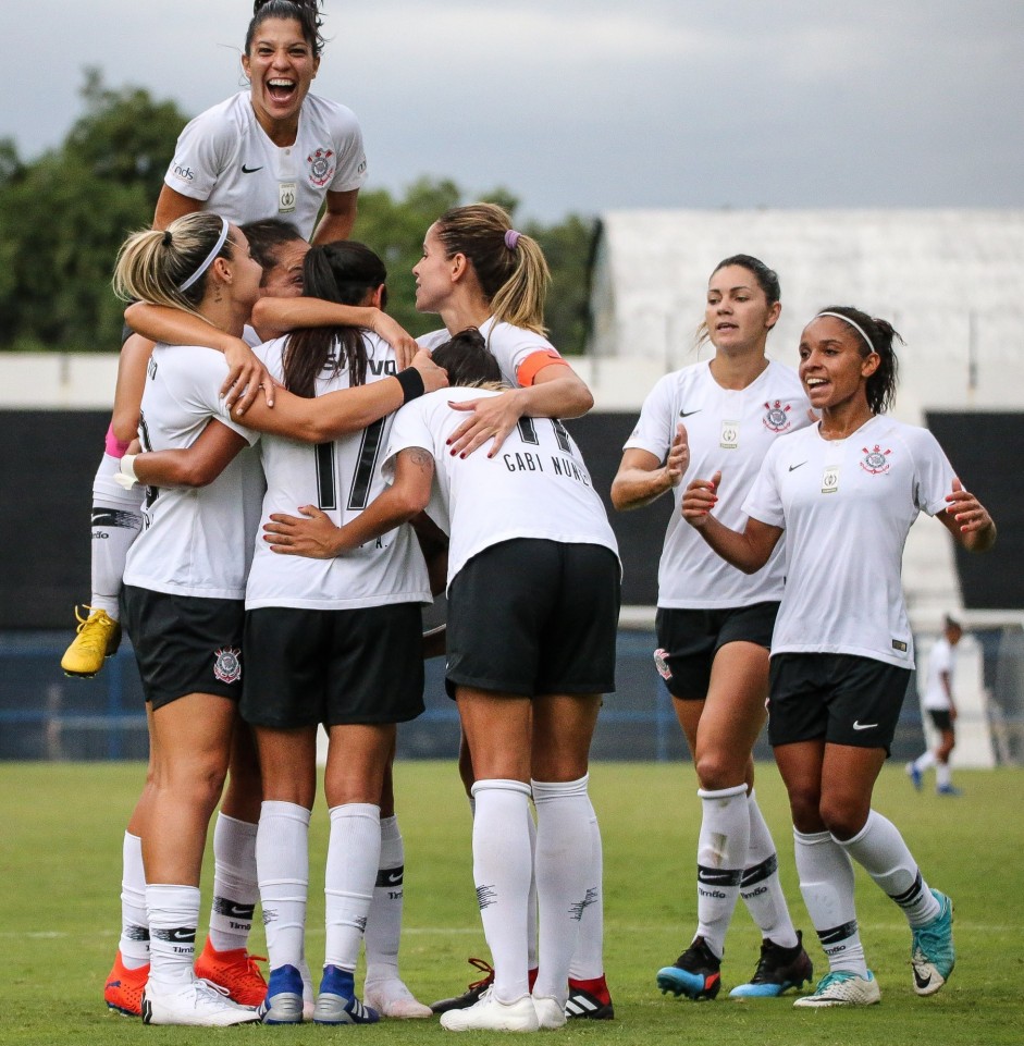 Corinthians Futebol Feminino comemora gol contra o So Jos, pelo Paulisto