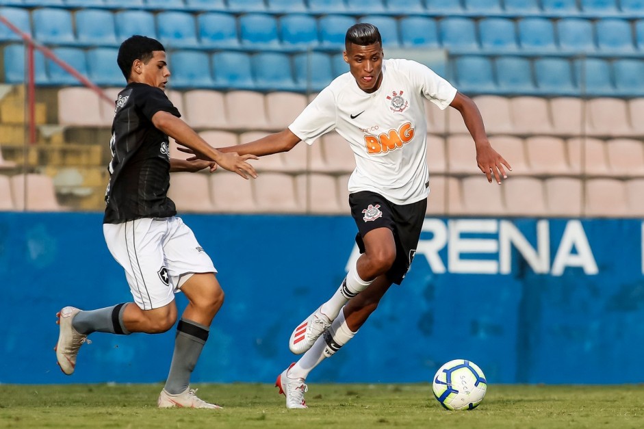 3 a 0 foi o placar final entre Corinthians e Botafogo, pelo Brasileiro Sub-17