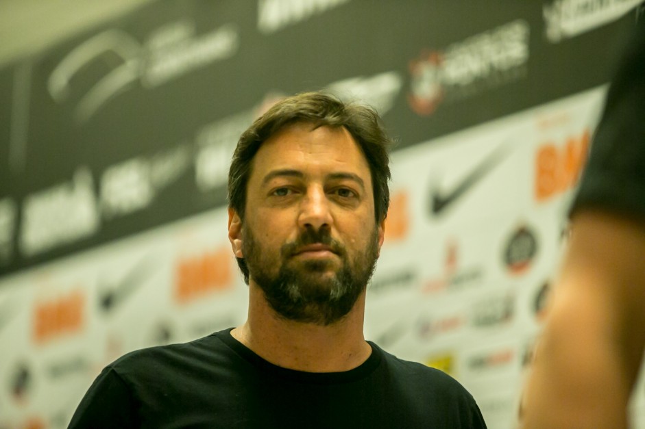 Dulio Monteiro Alves concedeu entrevista e falou sobre possveis vendas do Corinthians