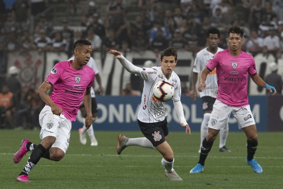 Vital no duelo contra o Del Valle, na Arena Corinthians, pela Copa Sul-Americana