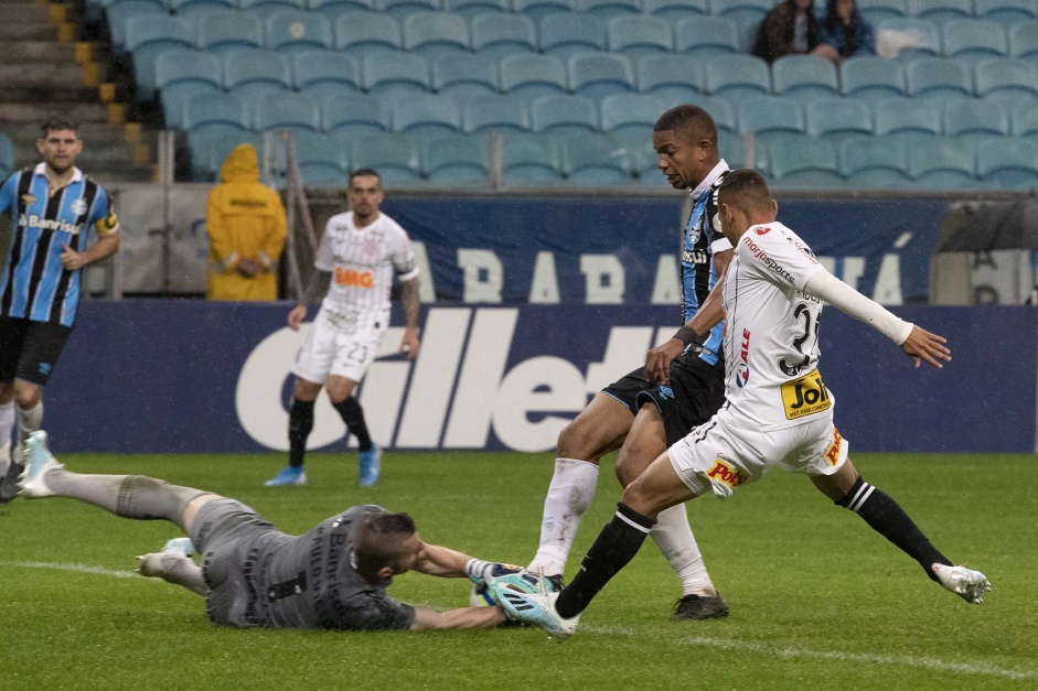 Garoto Janderson durante jogo contra o Grmio, pelo Campeonato Brasileiro