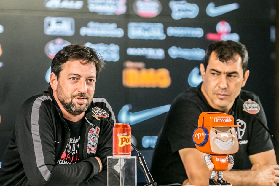 Dulio e Carille na entrevista coletiva aps jogo contra o Cruzeiro