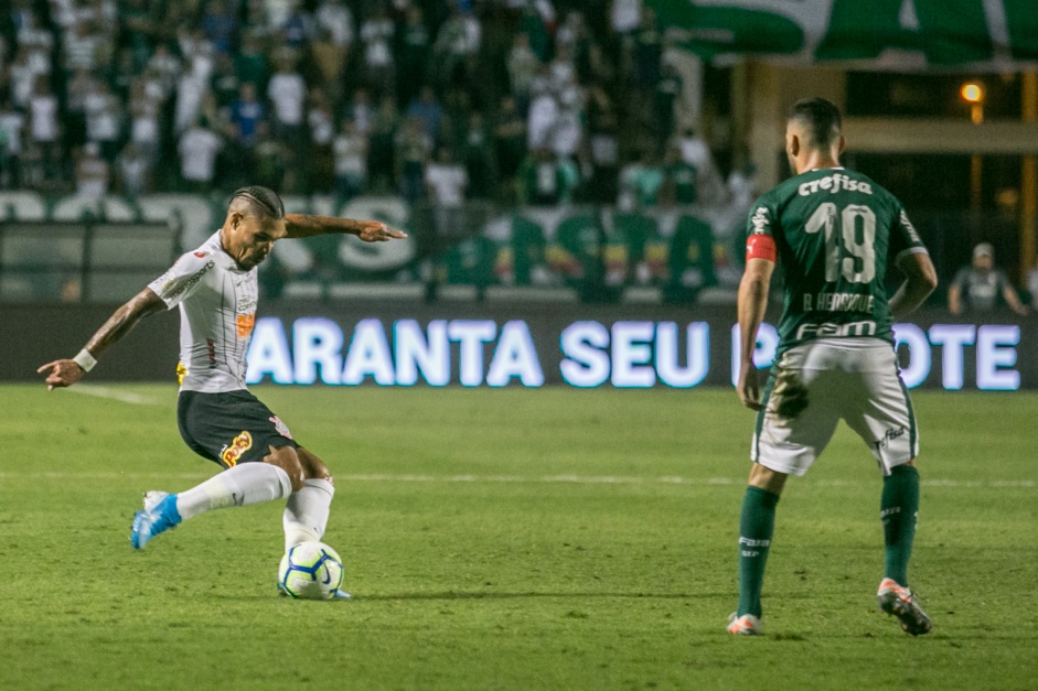 Jnior Urso aprovou a evoluo que o Corinthians mostrou contra o Palmeiras