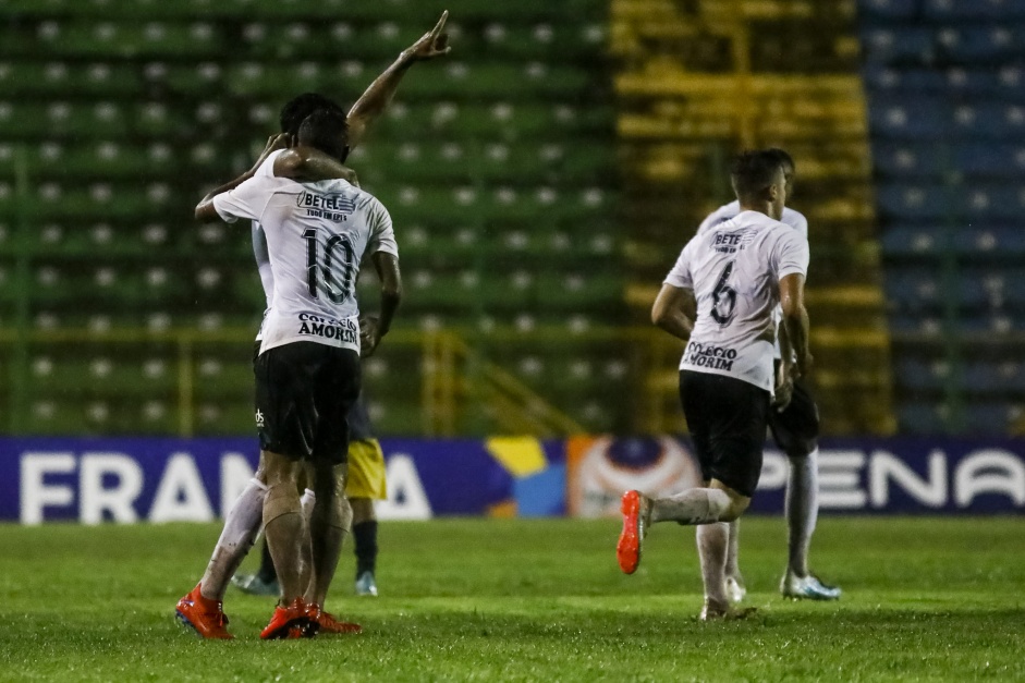 Corinthians estreou com vitria sobre o Retr, pela Copinha 2020