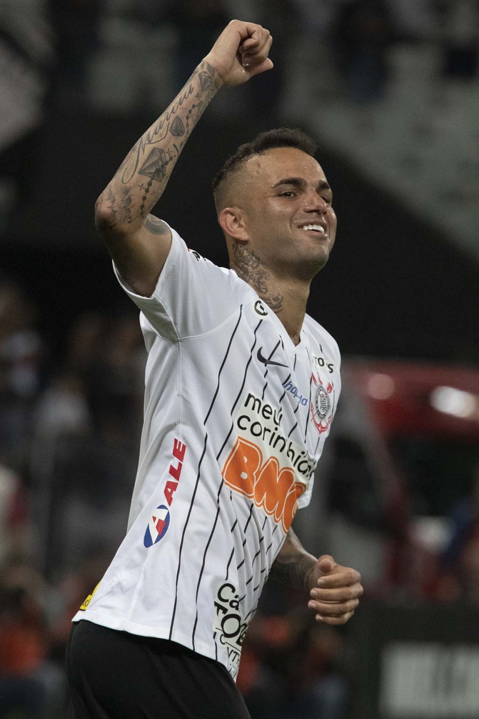 Luan comemora seu gol contra o Botafogo-SP, pela estreia do Paulista 2020