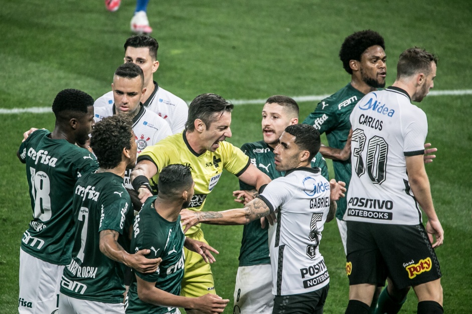 Muita confuso durante jogo contra o Palmeiras, pela final do Paulisto 2020