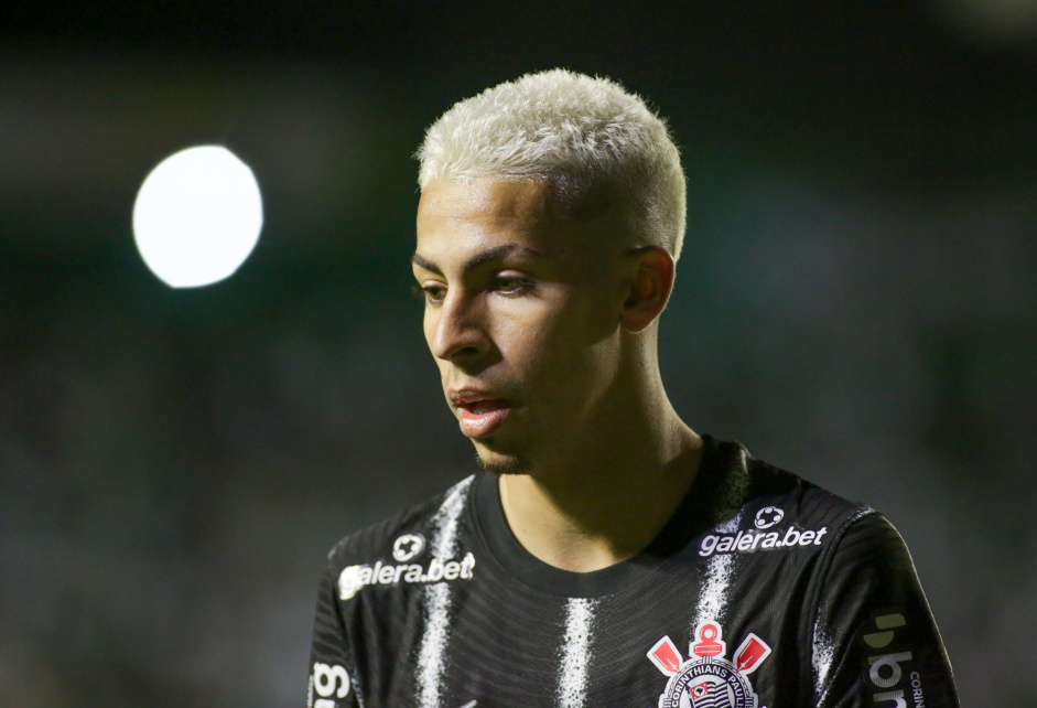Gabriel Pereira no jogo entre Corinthians e Juventude, pela ltima rodada do Brasileiro