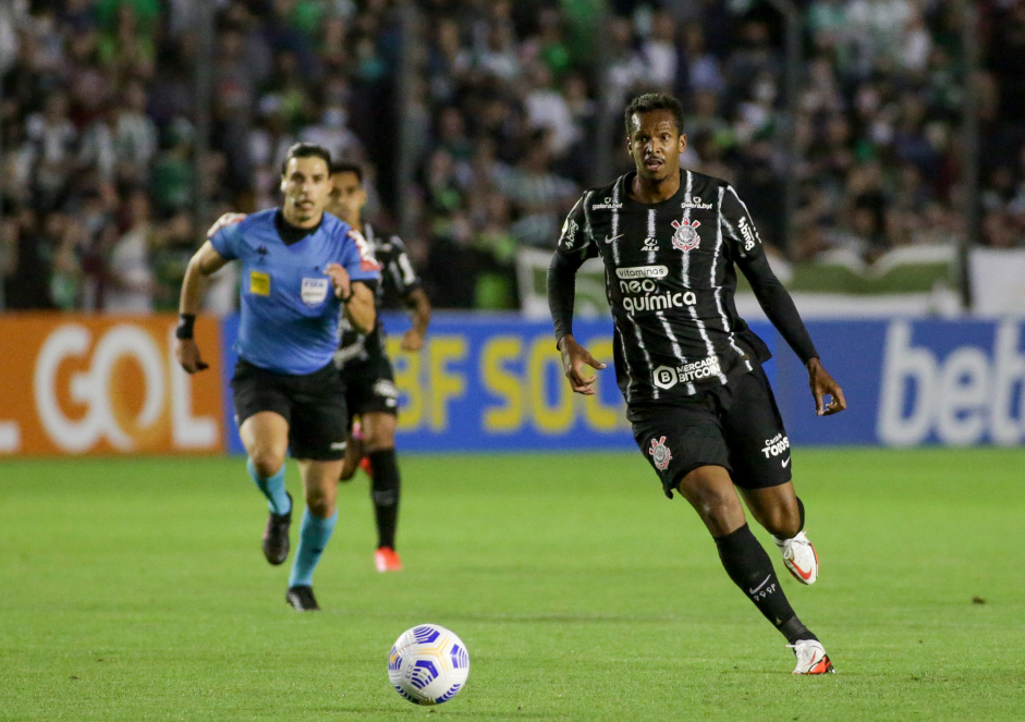 Gil durante jogo entre Corinthians e Juventude em partida vlida pela ltima rodada do Brasileiro