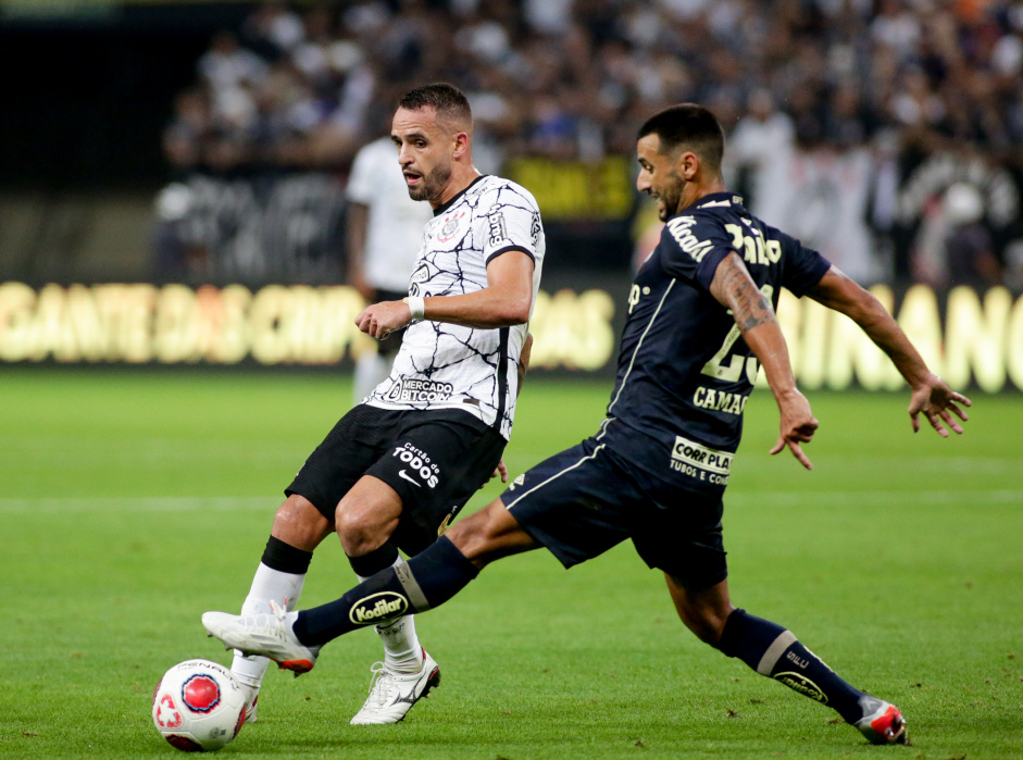 Renato Augusto em derrota do Corinthians contra o Santos nesta quarta-feira