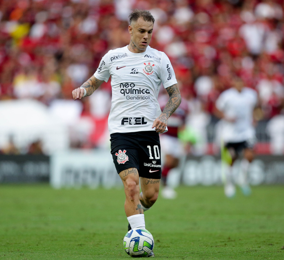 Rger Guedes durante jogo do Corinthians contra o Flamengo, pelo Brasileiro 2023