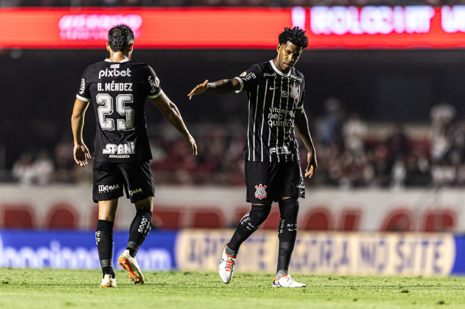 Bruno Mndez e Gil aparecem na lista de atletas que mais representaram o Corinthians em 2023